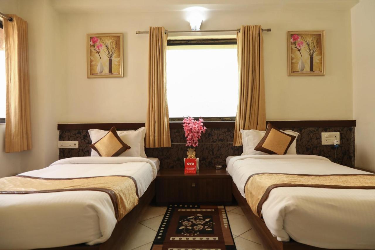 Oyo 10943 Hotel Plus Corporate Khapa  Dış mekan fotoğraf