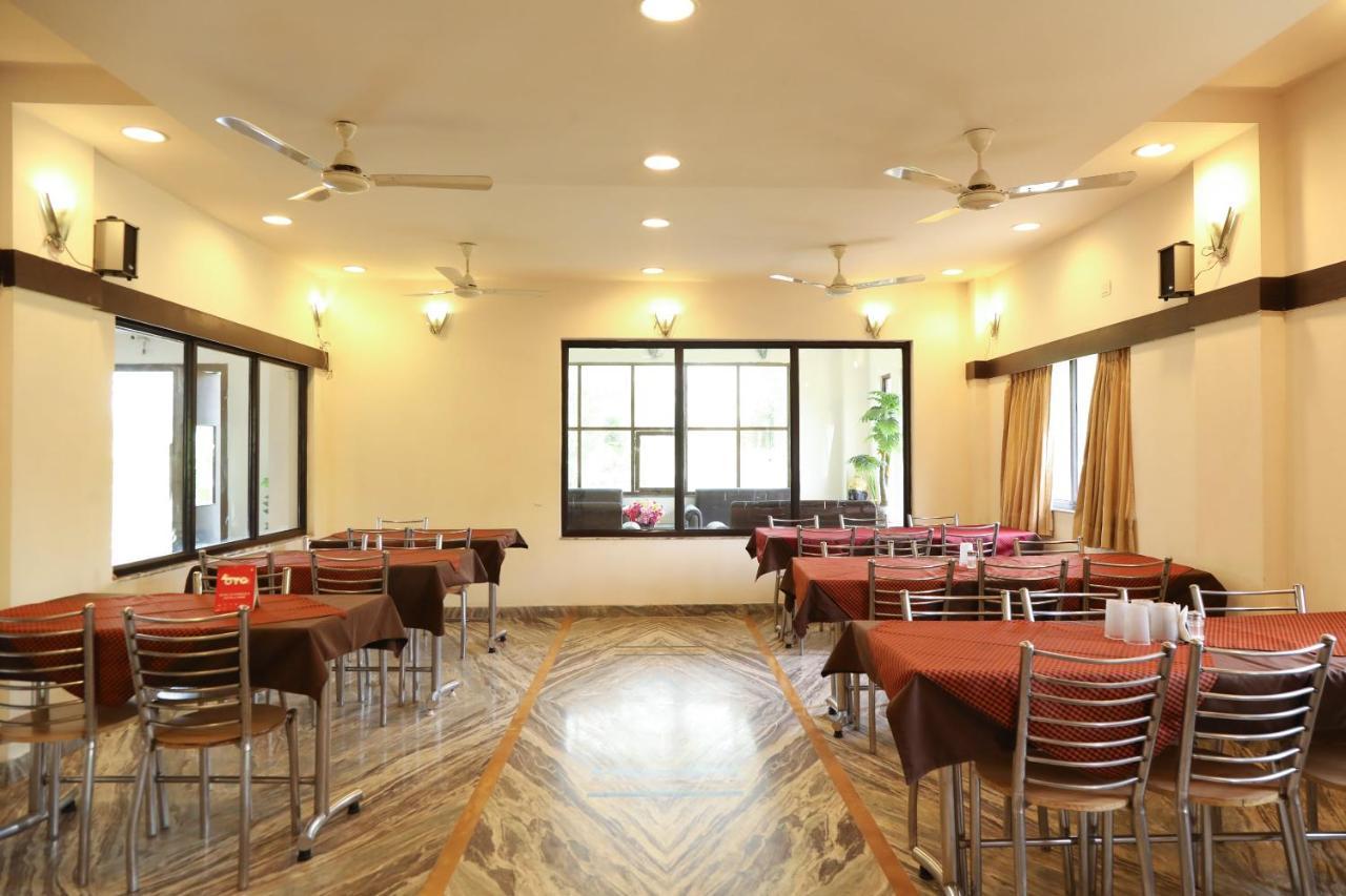 Oyo 10943 Hotel Plus Corporate Khapa  Dış mekan fotoğraf