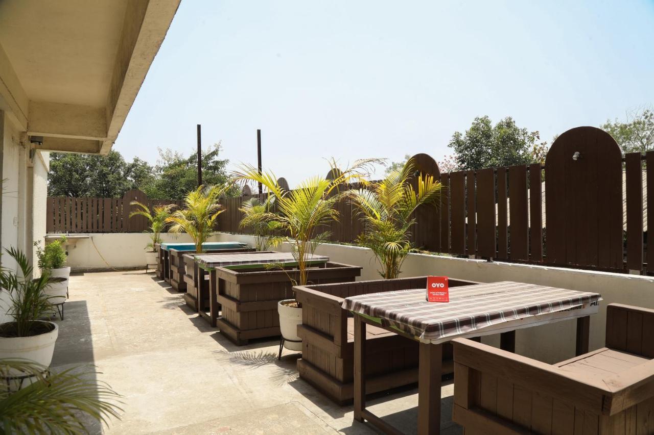 Oyo 10943 Hotel Plus Corporate Khapa  Dış mekan fotoğraf